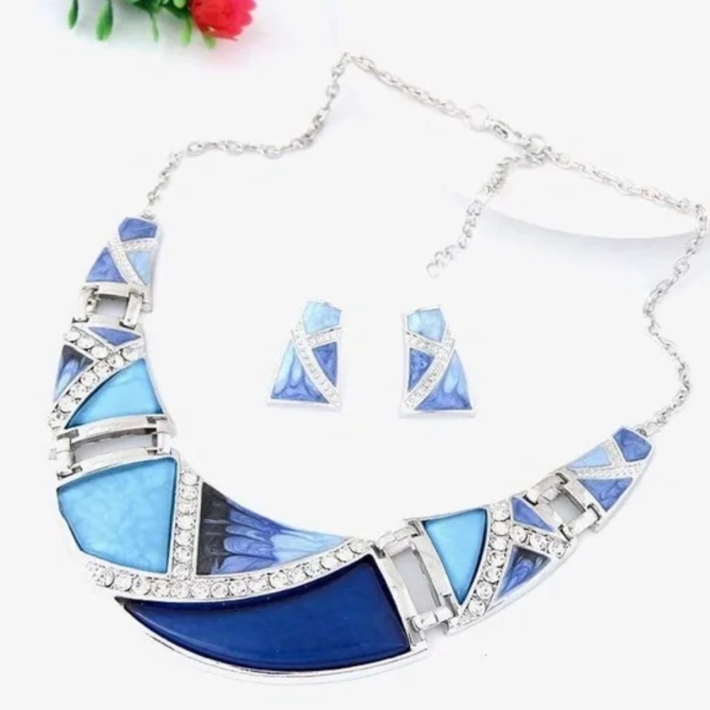 Womens Blue Silver Tone Pendant Necklace Earring Set